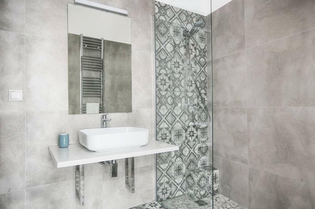 Greek Story - Amazing New 2Bed Apartment In Atenas Exterior foto